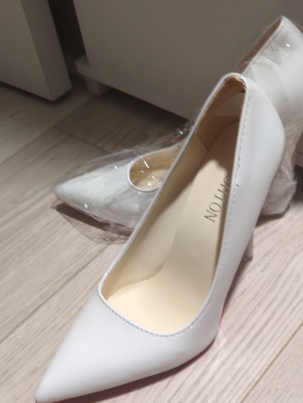 Classic White Pointed-Toe High Heels
